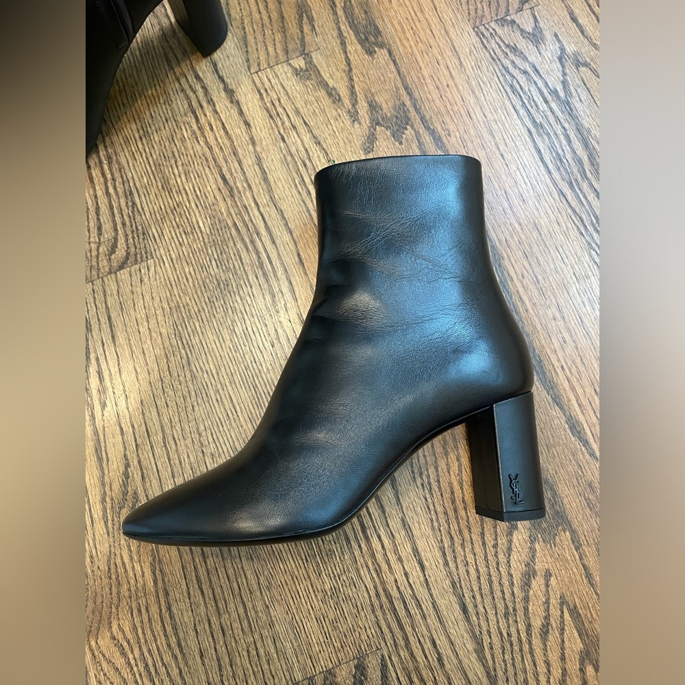 Saint Laurent Black Heeled Boots - Picture 6 of 6